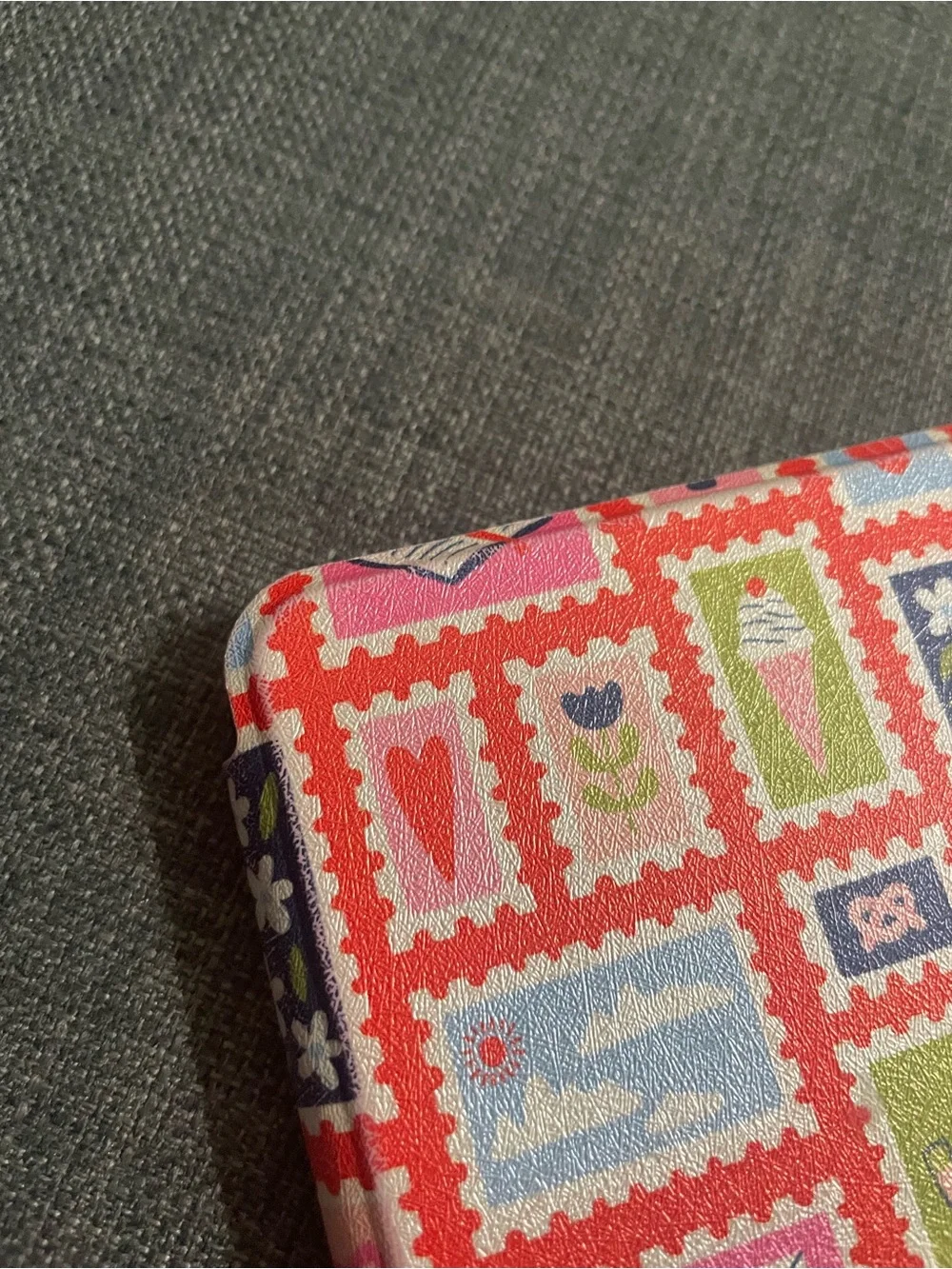 Page the Shop Kindle Case You’ve Got Mail EUC